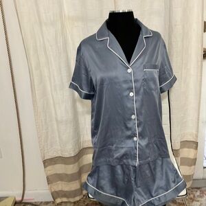 Women's Satin feel Pajama Set in bluish/gray